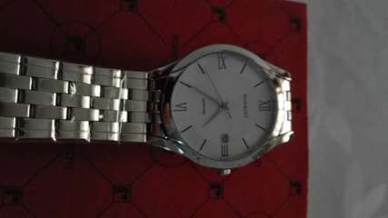 羅西尼雅尊商務R5457W01D 精致設計，靜享精準時光