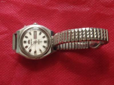 優(yōu)雅與精準的融合 東方雙獅三星雙歷女式機械與石英腕表